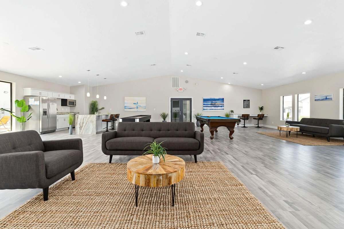Tides On Timberglen Apartments